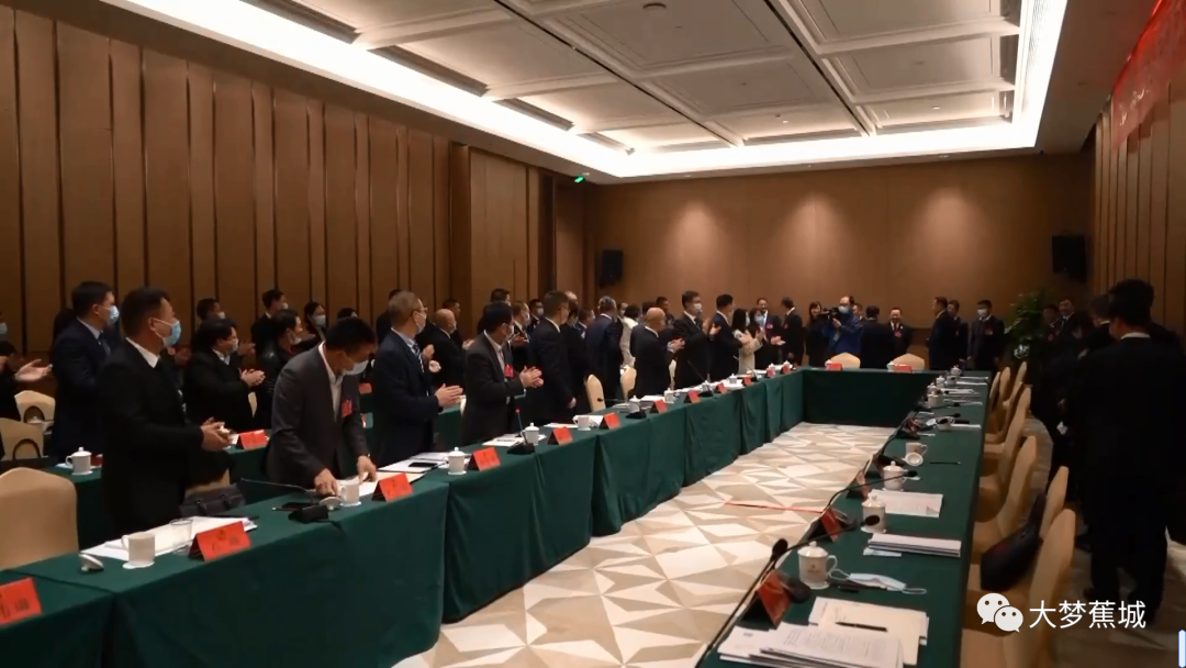 【聚焦市兩會】市領(lǐng)導(dǎo)看望出席市五屆人大一次會議蕉城代表團(tuán)代表